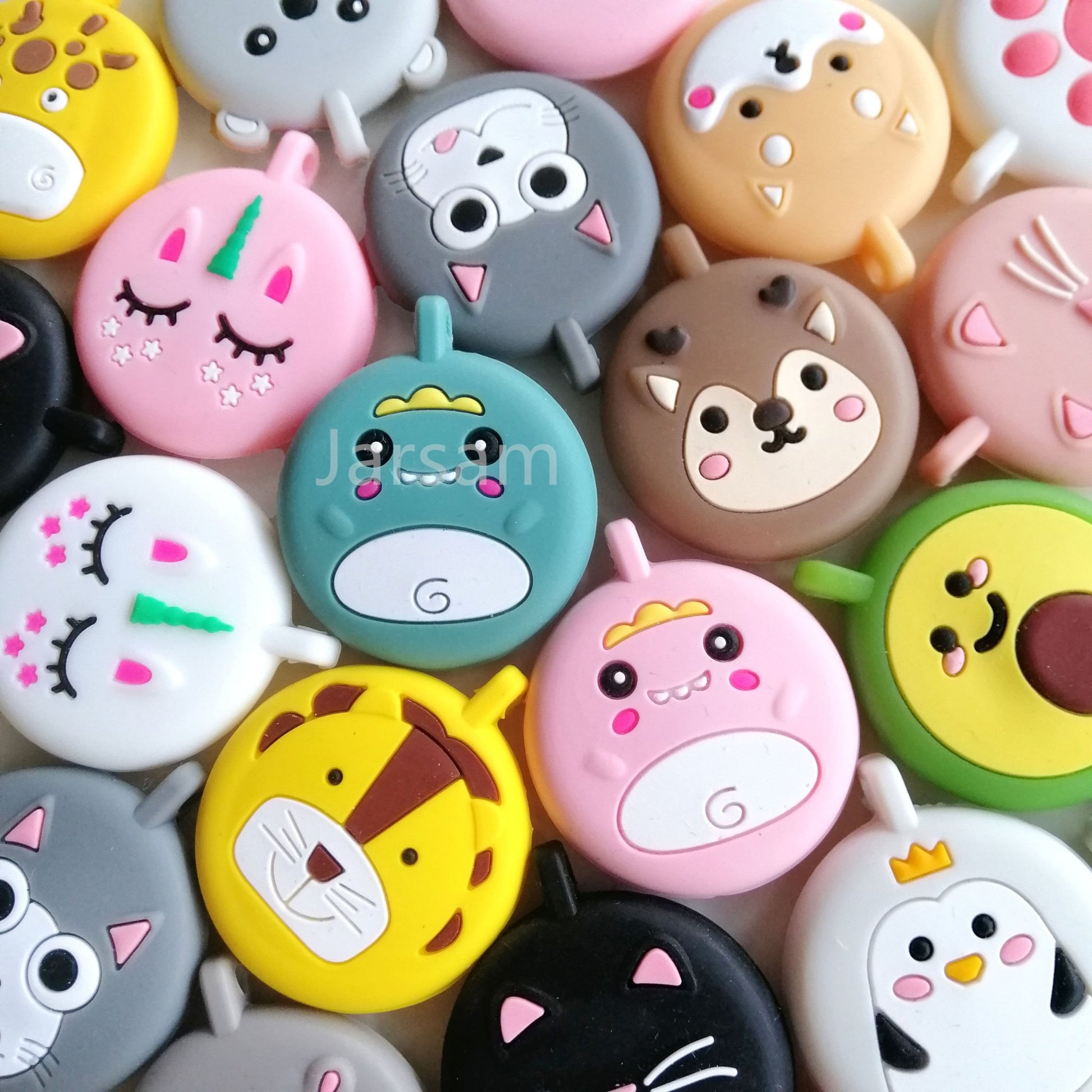 AirTag Cartoon Keychain made from Soft Silicone - Westies Watches