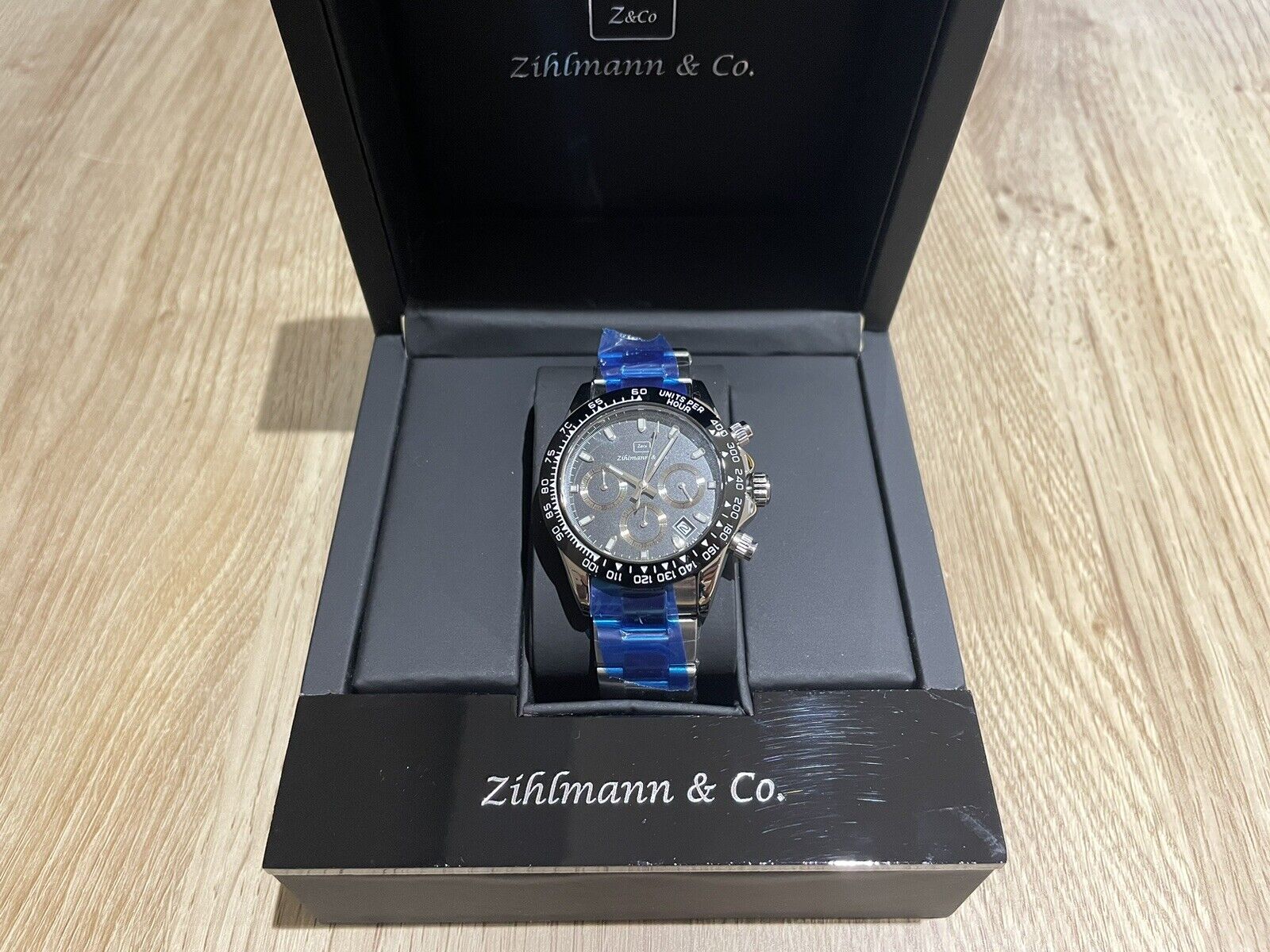 MENS ZIHLMANN & Co Z400 WATCH – CHRONOGRAPH MOVEMENT – STAINLESS STEEL STRAP - Westies Watches