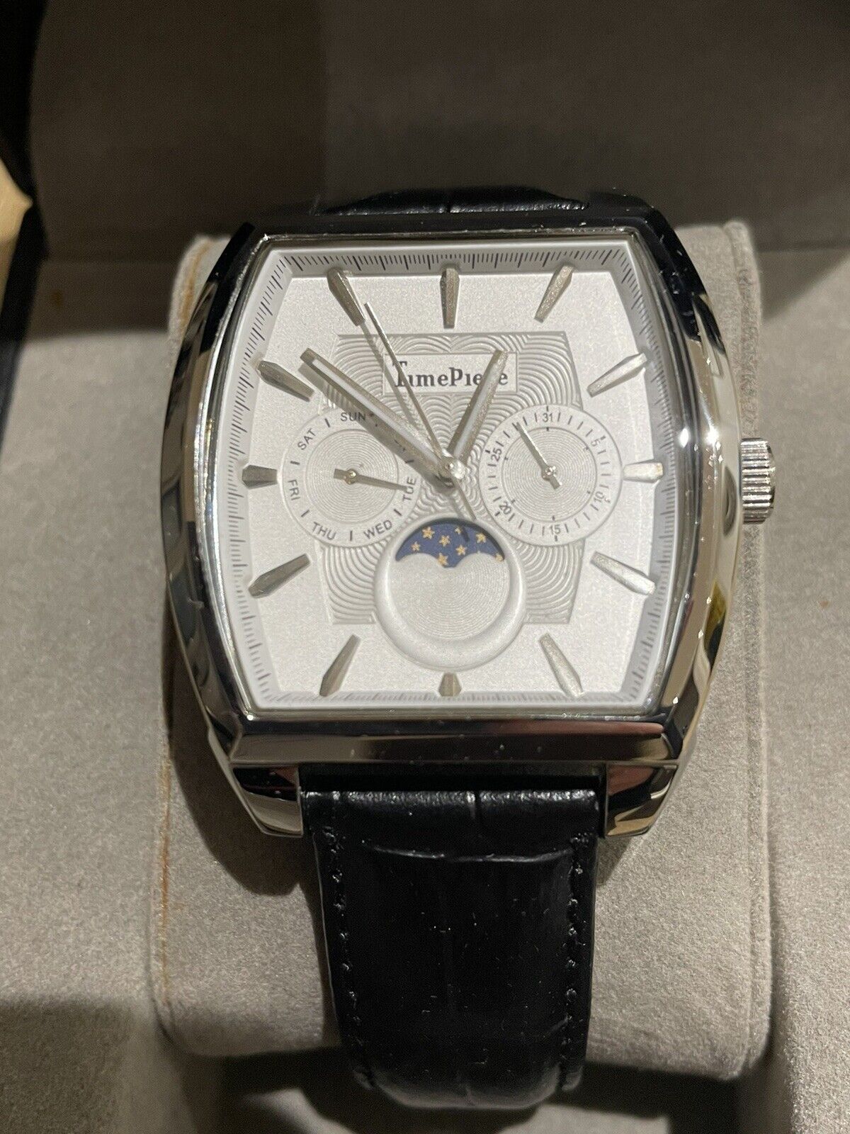 New Mens TimePiece Quattz wrist watch (WB119167) - Westies Watches